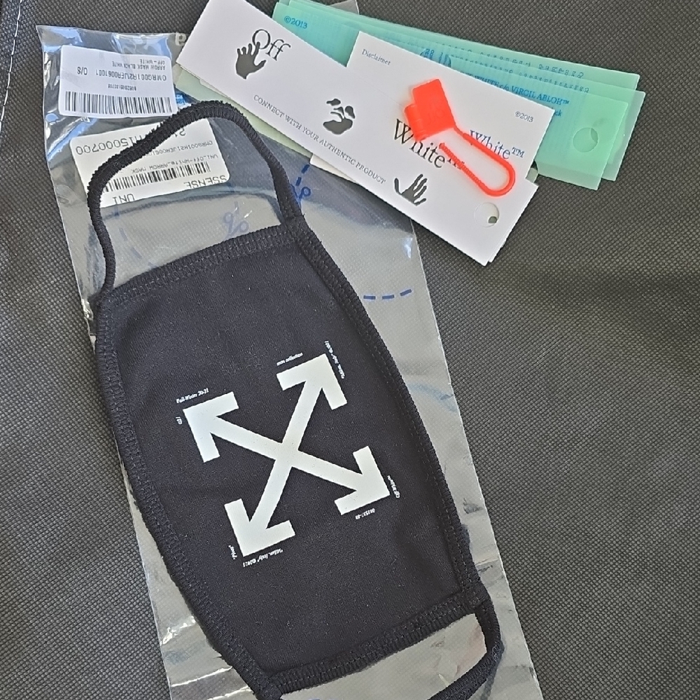 Off-White Black Mask with Arrow Design